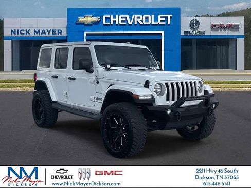 Used 2018 Jeep Wrangler Unlimited Sahara w/ Uconnect 4C Nav & Sound Group image 1