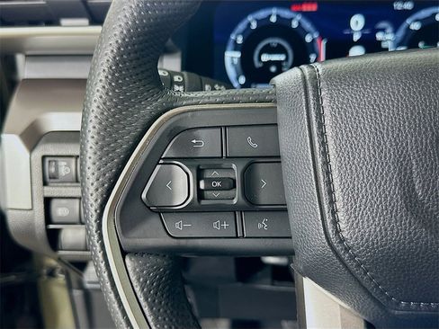 Used 2024 Toyota Tacoma TRD Off-Road image 21