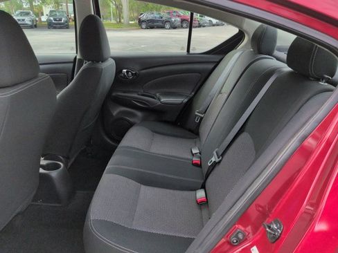 Certified 2017 Nissan Versa SV FWD image 13