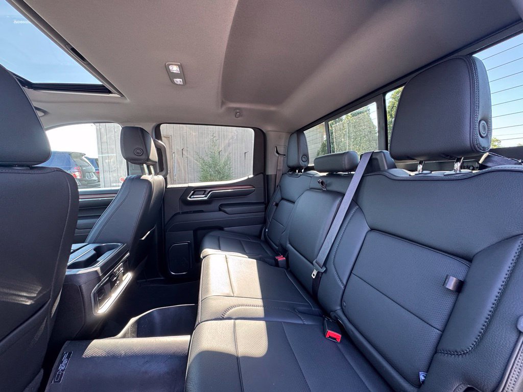 Used 2024 GMC Sierra 1500 Denali AWD/4WD image 37