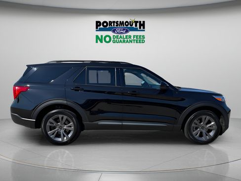 Used 2023 Ford Explorer XLT w/ Equipment Group 202A AWD/4WD image 6