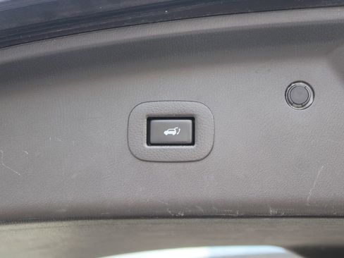 Used 2016 INFINITI QX80 2WD image 17