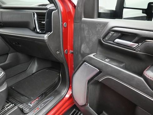 Used 2025 GMC Sierra 2500 AT4X AWD/4WD image 22