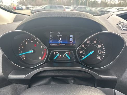 Used 2017 Ford Escape SE w/ SE Cold Weather Package image 21