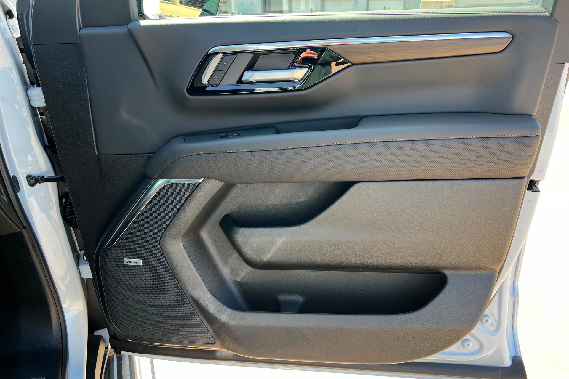 New 2026 Chevrolet Suburban High Country AWD/4WD image 25
