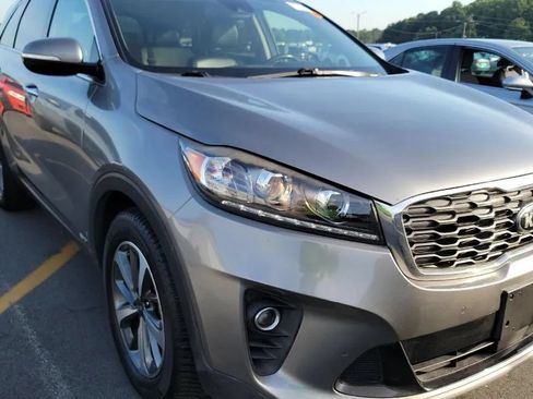 Used 2019 Kia Sorento EX w/ EX Premium Package AWD/4WD image 2
