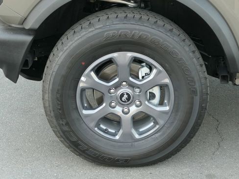 Used 2025 Ford Bronco Big Bend image 11