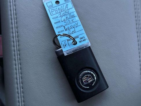 Used 2014 Cadillac SRX Luxury w/ Driver Awareness Package image 34