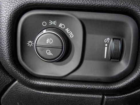 New 2026 RAM 2500 Tradesman AWD/4WD image 29