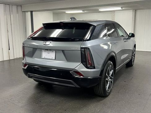 Certified 2025 Cadillac Optiq Sport 2 image 5
