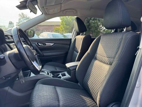 Used 2020 Nissan Rogue S w/ Special Edition Package image 11
