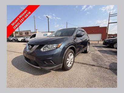 Used 2016 Nissan Rogue SV