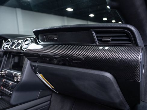 Used 2022 Ford Mustang Shelby GT500 w/ Carbon Fiber Track Pack image 52