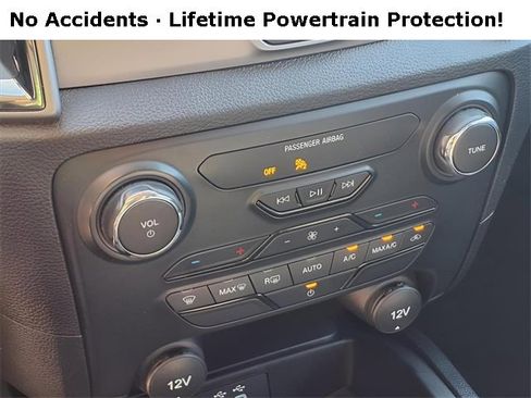 Used 2022 Ford Ranger XLT image 16