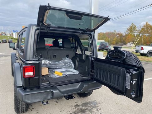 New 2026 Jeep Wrangler Unlimited Sport AWD/4WD image 14