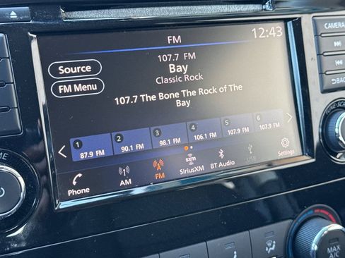 Used 2020 Nissan Rogue S image 19