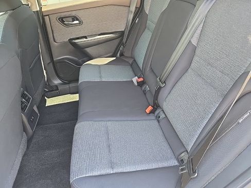 Used 2023 Nissan Rogue SV AWD/4WD image 31