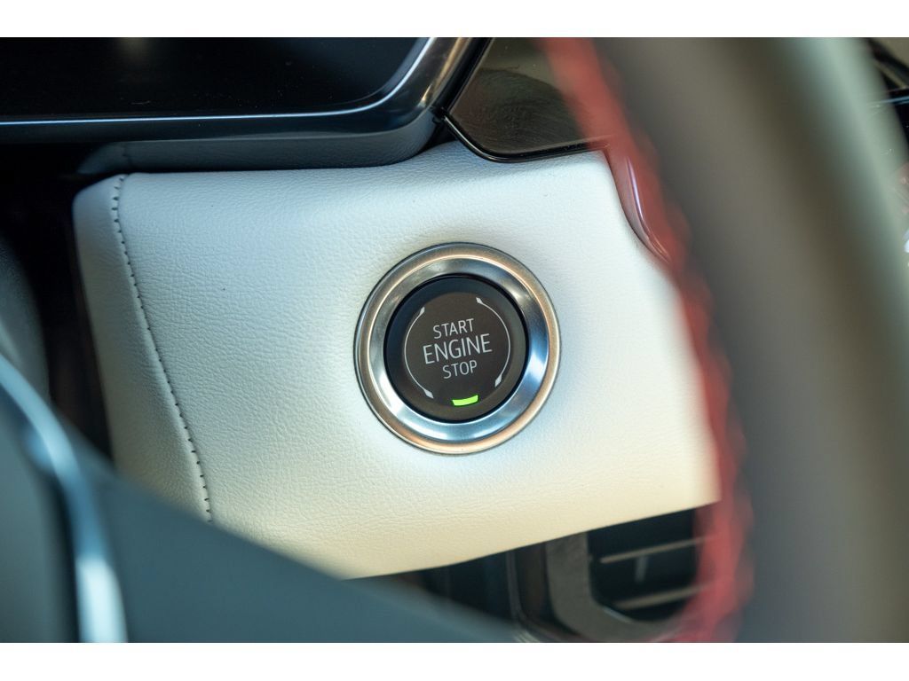 New 2026 GMC Canyon AT4X w/ LPO, Black Badging Package AWD/4WD image 30