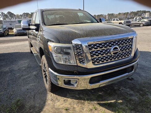 Used 2016 Nissan Titan XD image 2