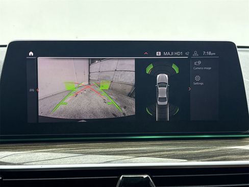 Used 2020 BMW 530i w/ Convenience Package image 23