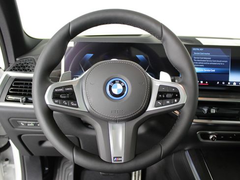 New 2026 BMW X5 xDrive50e w/ M Sport Package image 14