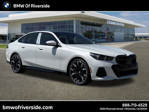 New 2026 BMW 540i xDrive image 1