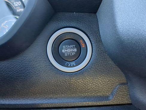 Used 2021 RAM 5500 Tradesman w/ Chrome Appearance Group image 23