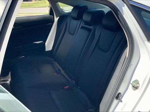 Used 2019 Honda Insight Touring image 19