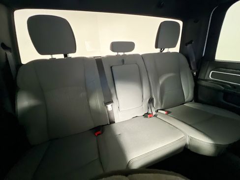 Used 2024 RAM 3500 Big Horn image 33