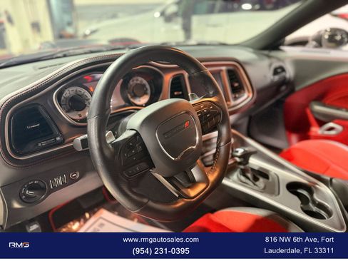 Used 2022 Dodge Challenger R/T Scat Pack RWD image 12