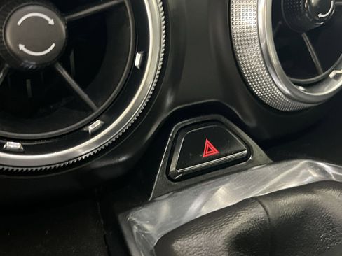 Used 2018 Chevrolet Camaro SS image 33