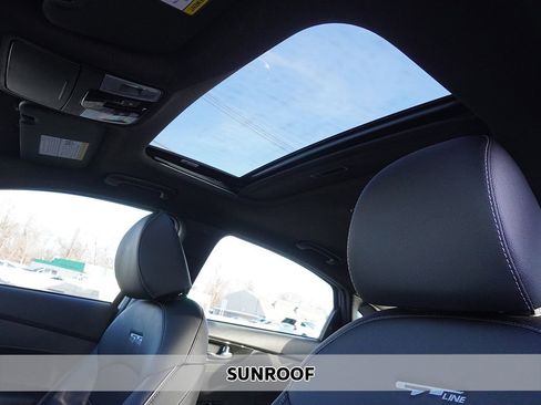 Used 2023 Kia Forte GT-Line w/ GT-Line Premium Package image 4