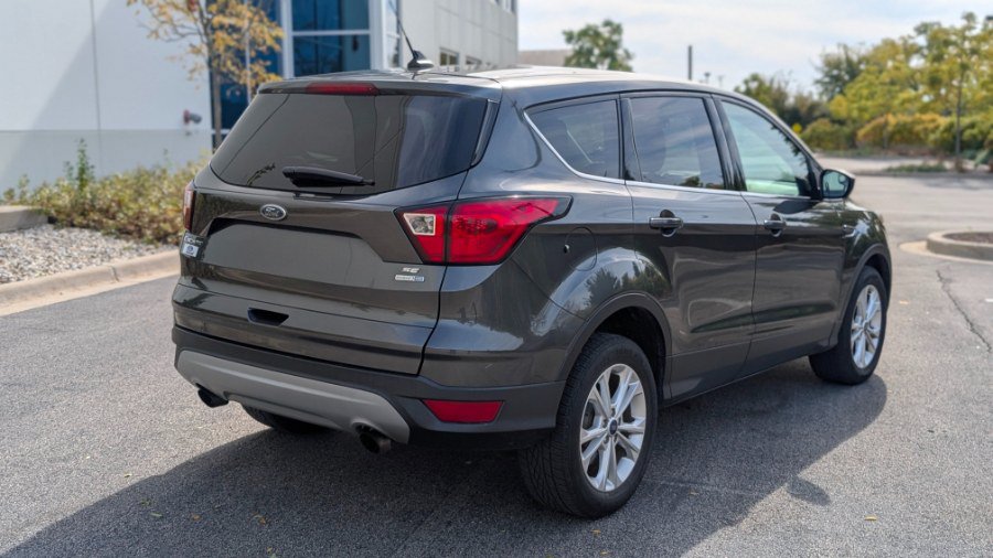 Used 2019 Ford Escape SE AWD/4WD image 3