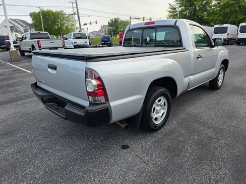 Used 2011 Toyota Tacoma 2WD Regular Cab image 5