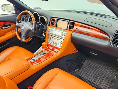 Used 2007 Lexus SC 430 Convertible RWD image 26