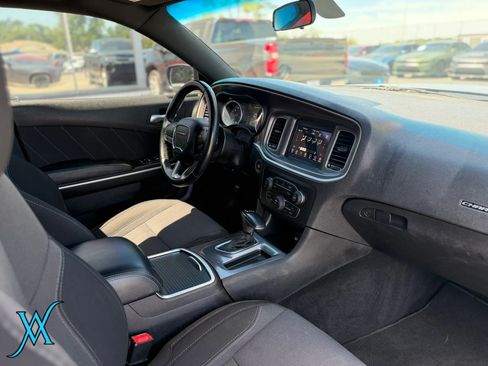 Used 2022 Dodge Charger SXT RWD image 20
