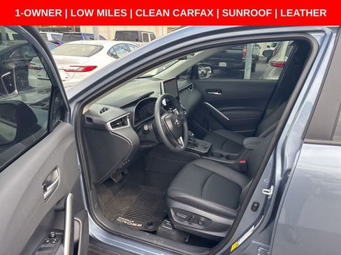 Used 2026 Toyota Corolla Cross XLE w/ Convenience Package FWD image 13