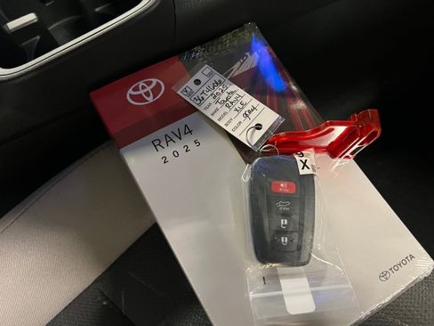 New 2025 Toyota RAV4 XLE image 34