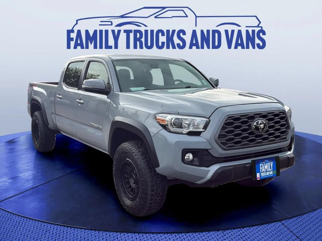 Used 2018 Toyota Tacoma TRD Off-Road w/ TRD Premium Off Road Package AWD/4WD image 7