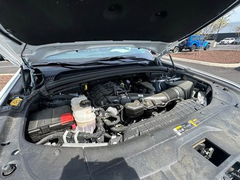 Used 2025 Jeep Grand Cherokee L Limited image 15