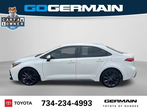 Used 2023 Toyota Corolla SE w/ Carpet Mat Package (TMS) FWD image 11