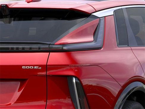 New 2025 Cadillac Lyriq Luxury image 11