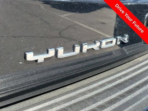 Used 2023 GMC Yukon XL Denali Ultimate AWD/4WD image 29