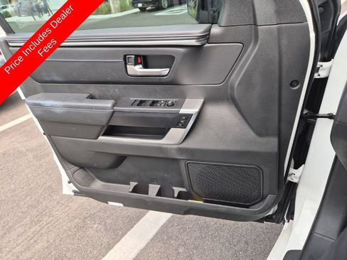 Used 2024 Toyota Tundra Platinum AWD/4WD image 14
