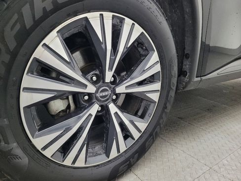 Used 2023 Nissan Rogue SV image 31