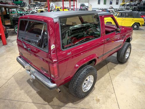 Used 1990 Ford Bronco II 4WD image 17