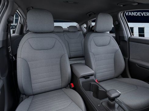 New 2025 Kia K4 EX image 15