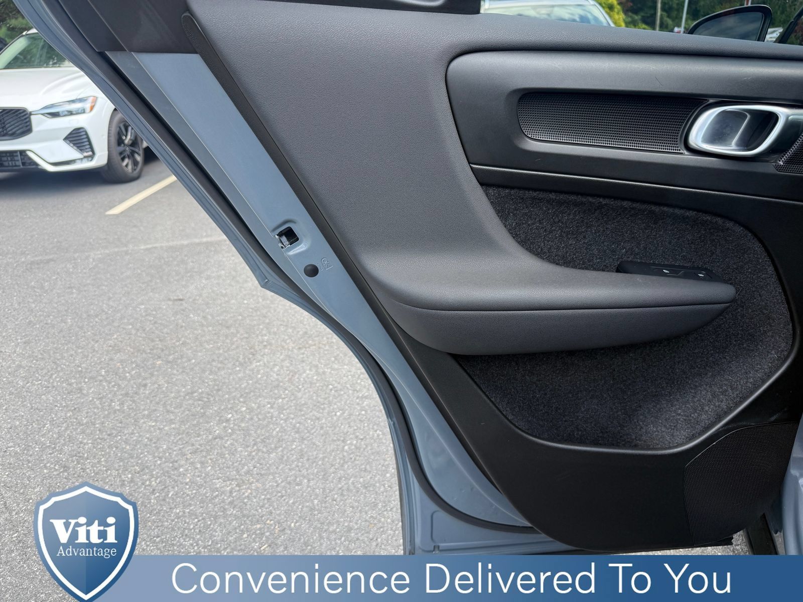 Certified 2023 Volvo XC40 Recharge Ultimate w/ Protection Package Premier AWD/4WD image 19