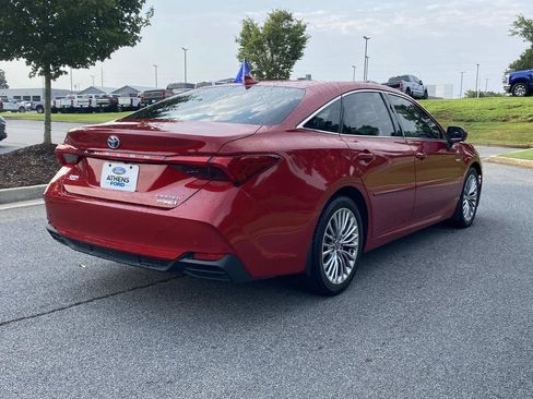 Used 2021 Toyota Avalon Limited w/ Advanced Safety Package FWD image 3