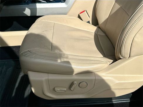 Used 2017 Ford F150 Lariat w/ Equipment Group 502A Luxury image 18